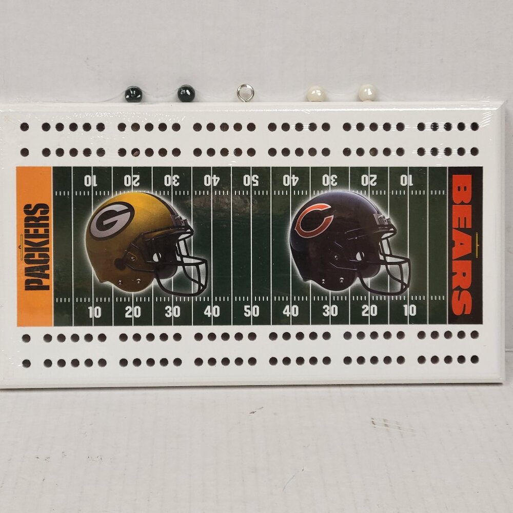NFL - Chicago Bears - Green Bay Packers Cribbage Board, NEW